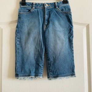 Magic Square Denim Bermuda Jean Raw Hem Shorts Size S